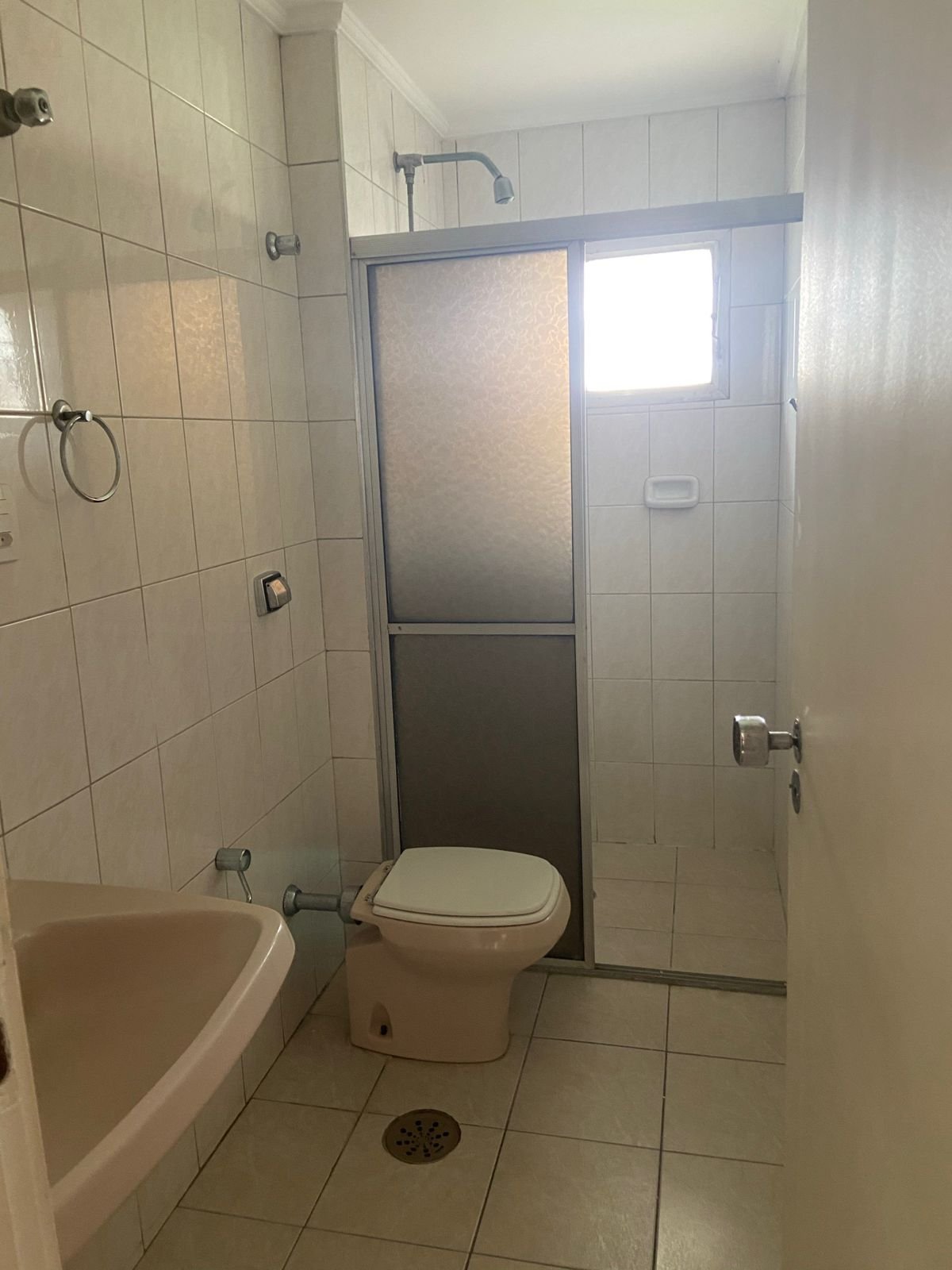 Apartamento à venda com 3 quartos, 150m² - Foto 8