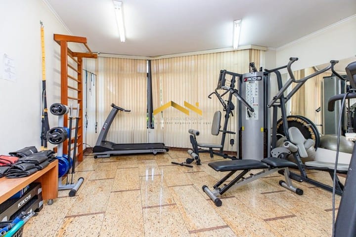 Apartamento à venda com 4 quartos, 200m² - Foto 27