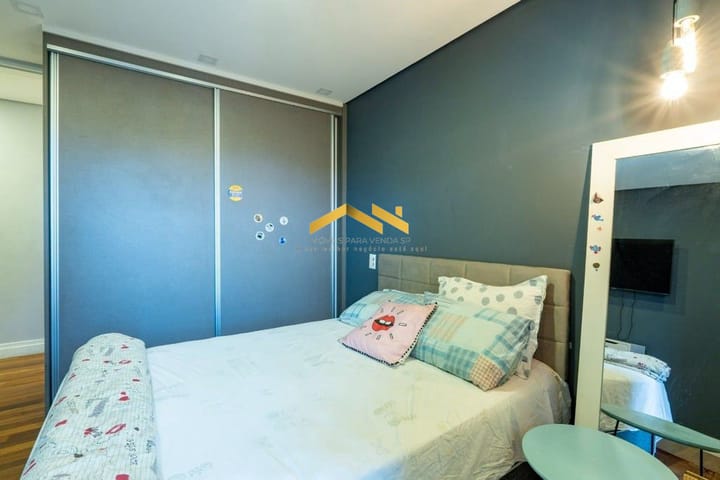 Apartamento à venda com 4 quartos, 220m² - Foto 2