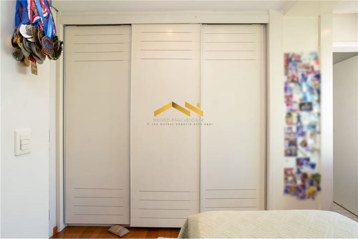 Apartamento à venda com 4 quartos, 235m² - Foto 15