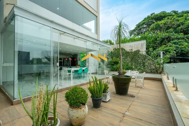 Casa à venda com 7 quartos, 800m² - Foto 43