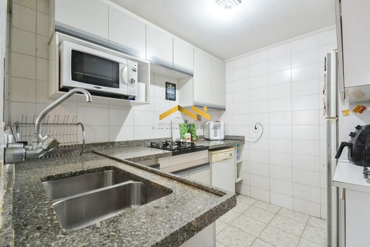 Apartamento à venda com 3 quartos, 144m² - Foto 17