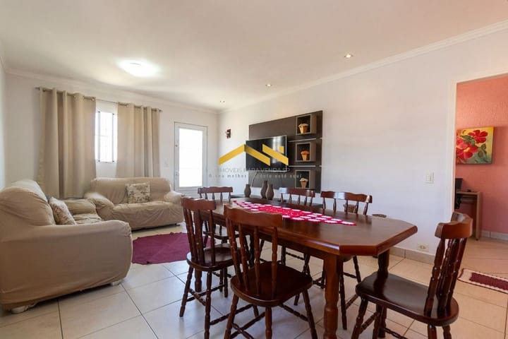 Casa à venda com 4 quartos, 400m² - Foto 1