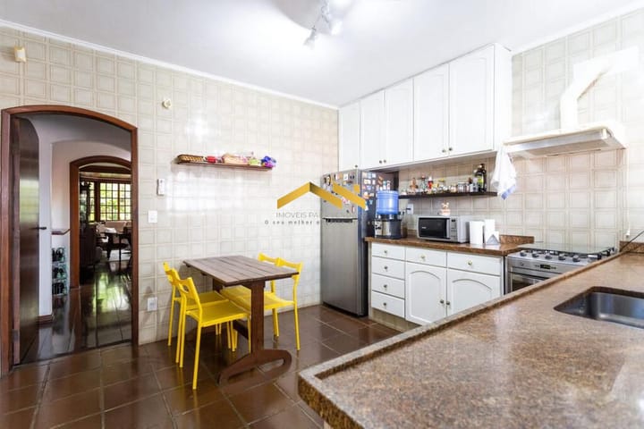 Casa à venda com 3 quartos, 200m² - Foto 27