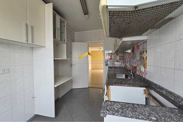 Apartamento à venda com 3 quartos, 81m² - Foto 24