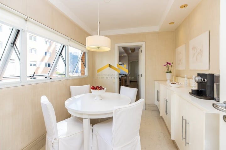 Apartamento à venda com 3 quartos, 243m² - Foto 10