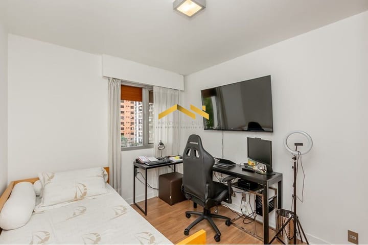 Apartamento à venda com 3 quartos, 158m² - Foto 2