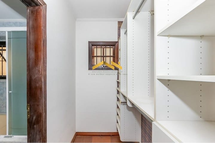 Casa à venda com 3 quartos, 285m² - Foto 14