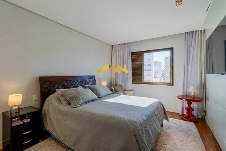 Apartamento à venda com 4 quartos, 261m² - Foto 19