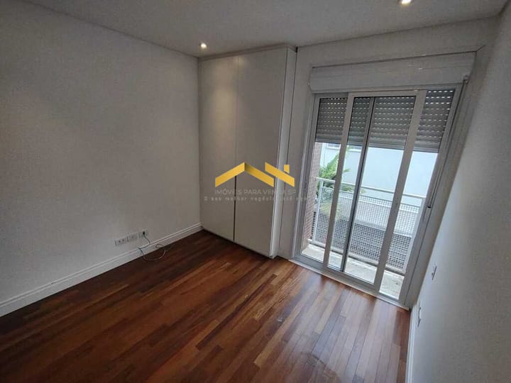 Casa à venda com 4 quartos, 300m² - Foto 9