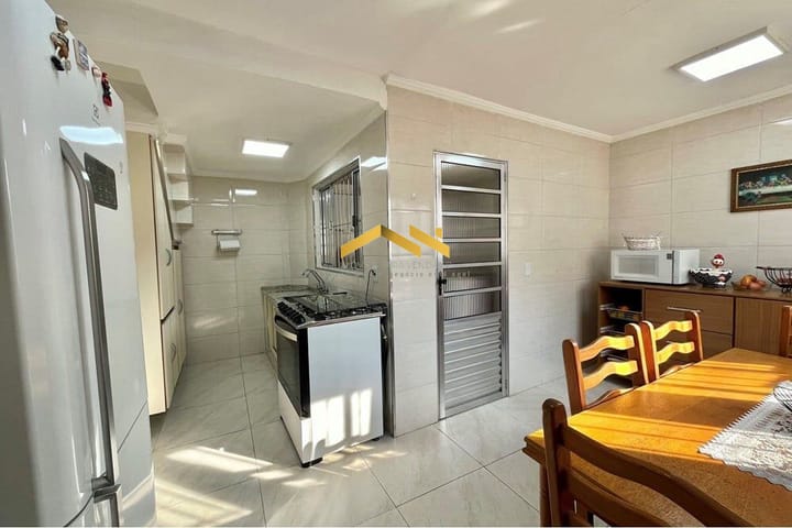 Casa à venda com 3 quartos, 140m² - Foto 20