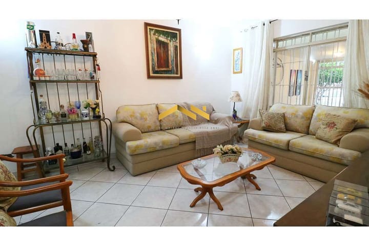 Casa à venda com 5 quartos, 200m² - Foto 22