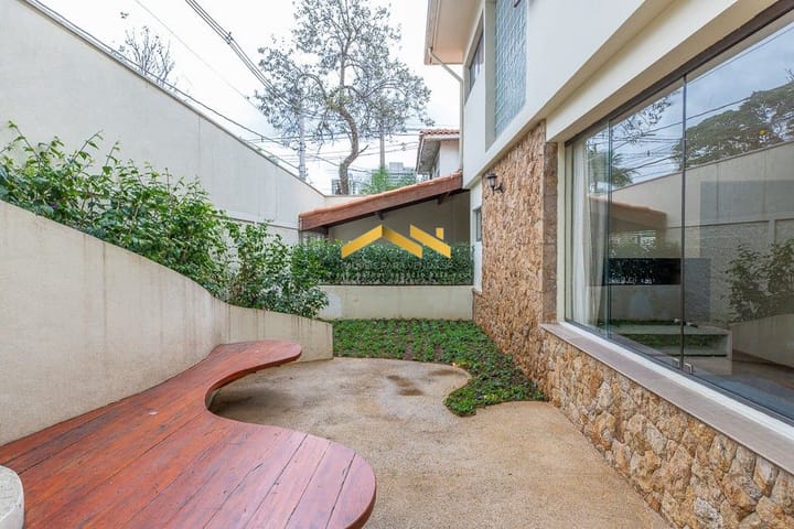 Casa à venda com 3 quartos, 220m² - Foto 35