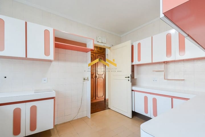 Apartamento à venda com 3 quartos, 143m² - Foto 8