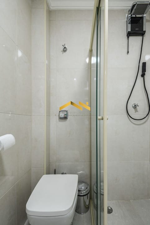 Apartamento à venda com 2 quartos, 82m² - Foto 2