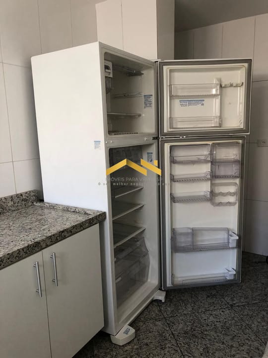 Apartamento à venda com 3 quartos, 50m² - Foto 4