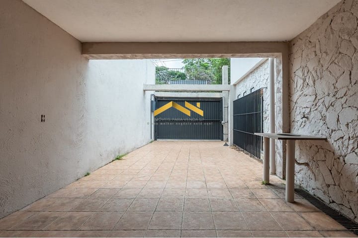 Casa à venda com 3 quartos, 261m² - Foto 14