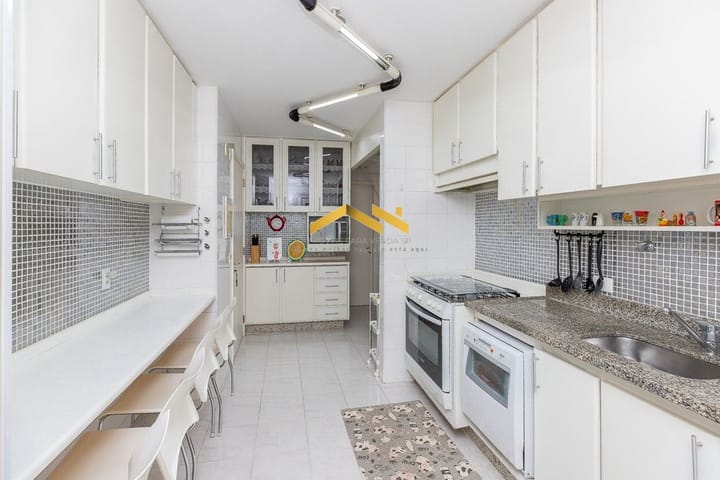 Apartamento à venda com 3 quartos, 151m² - Foto 5