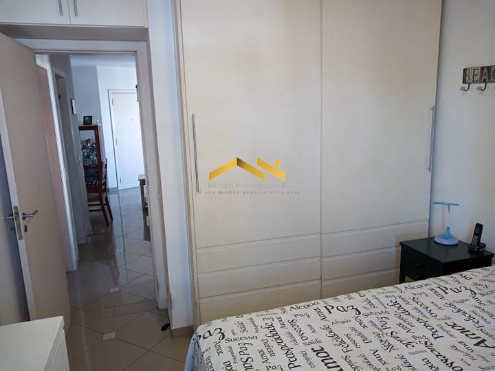 Apartamento à venda com 2 quartos, 77m² - Foto 3