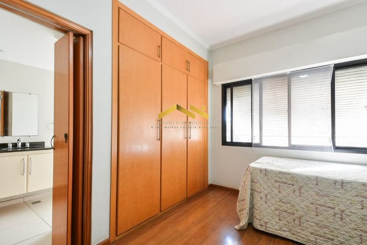 Apartamento à venda com 3 quartos, 230m² - Foto 34