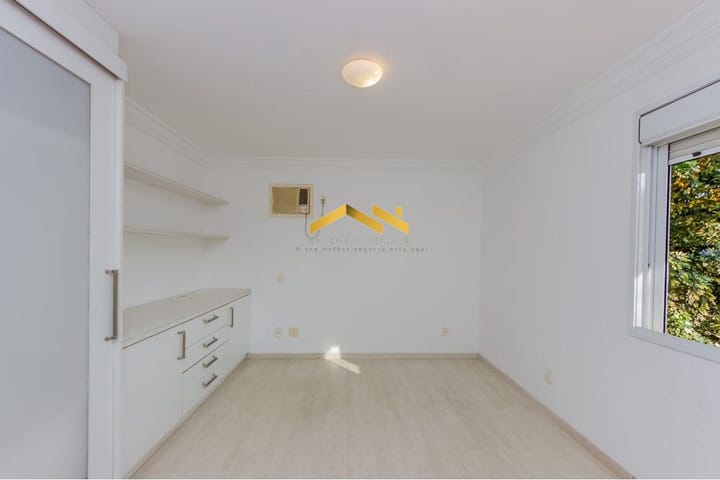 Casa à venda com 4 quartos, 276m² - Foto 7