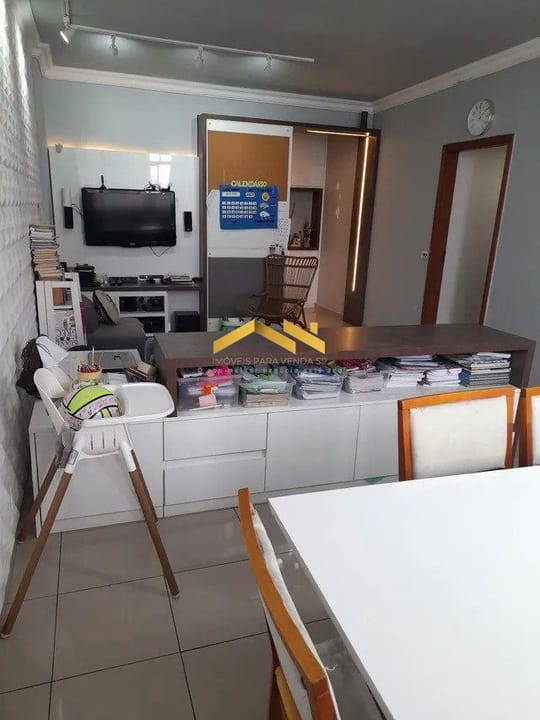 Apartamento à venda com 3 quartos, 103m² - Foto 2