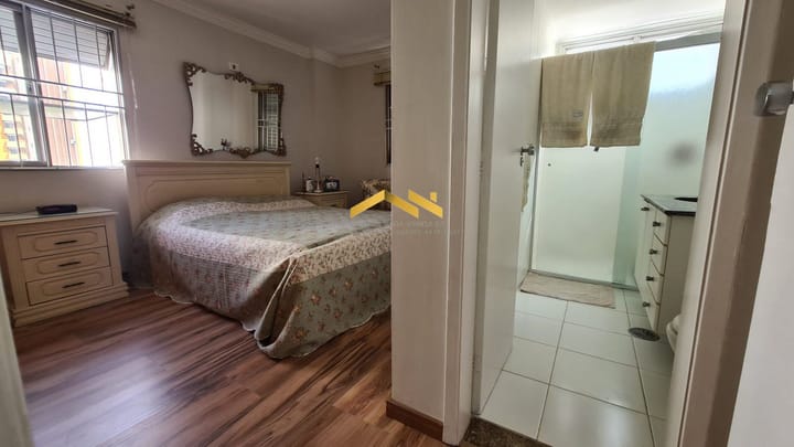 Apartamento à venda com 3 quartos, 111m² - Foto 9