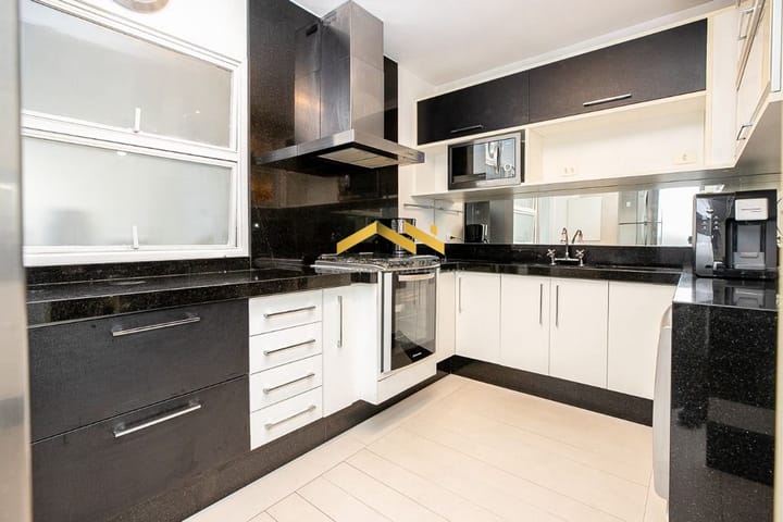 Apartamento à venda com 3 quartos, 162m² - Foto 9