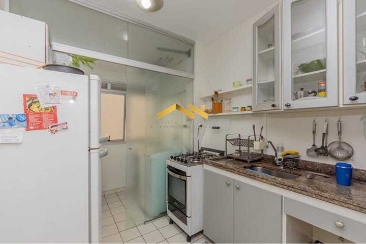 Apartamento à venda com 2 quartos, 45m² - Foto 2