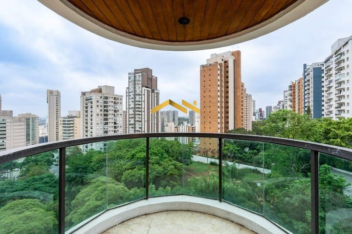 Apartamento à venda com 4 quartos, 236m² - Foto 7