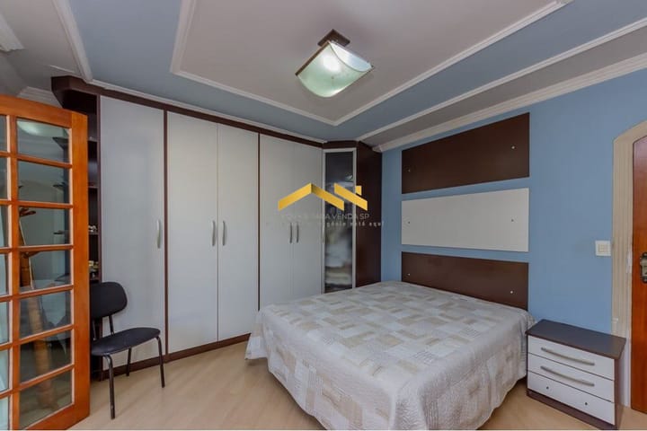 Casa à venda com 3 quartos, 322m² - Foto 5