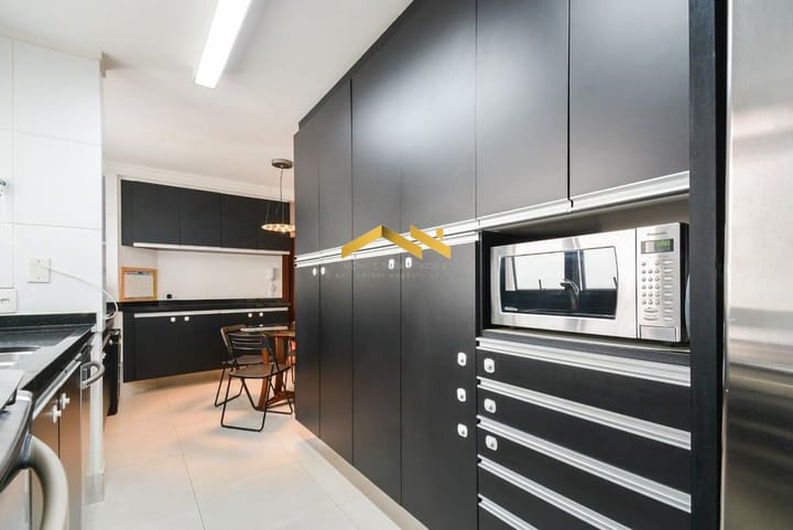 Apartamento à venda com 4 quartos, 172m² - Foto 9