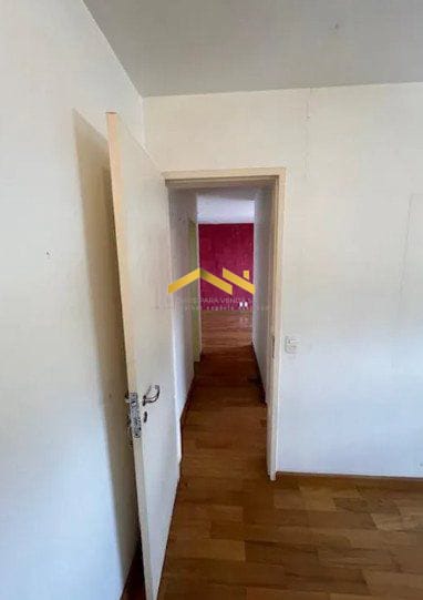 Apartamento à venda com 2 quartos, 70m² - Foto 9