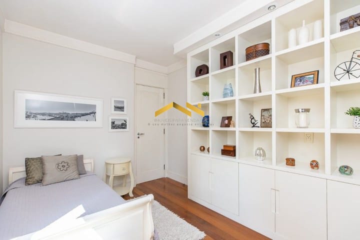 Apartamento à venda com 3 quartos, 243m² - Foto 30