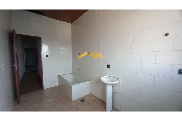 Casa à venda com 2 quartos, 111m² - Foto 9