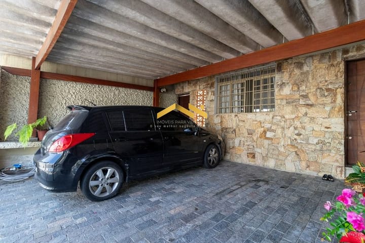 Casa à venda com 5 quartos, 162m² - Foto 17