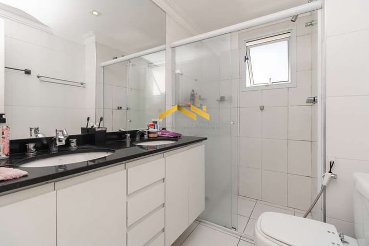 Apartamento à venda com 2 quartos, 96m² - Foto 2