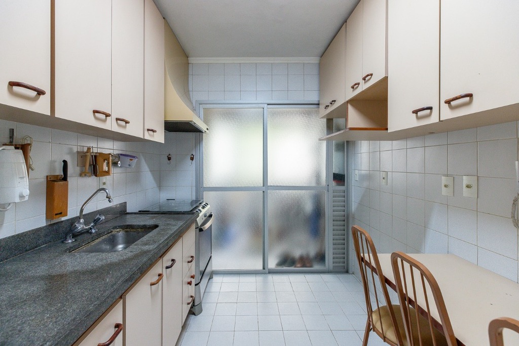 Apartamento à venda com 3 quartos, 86m² - Foto 31