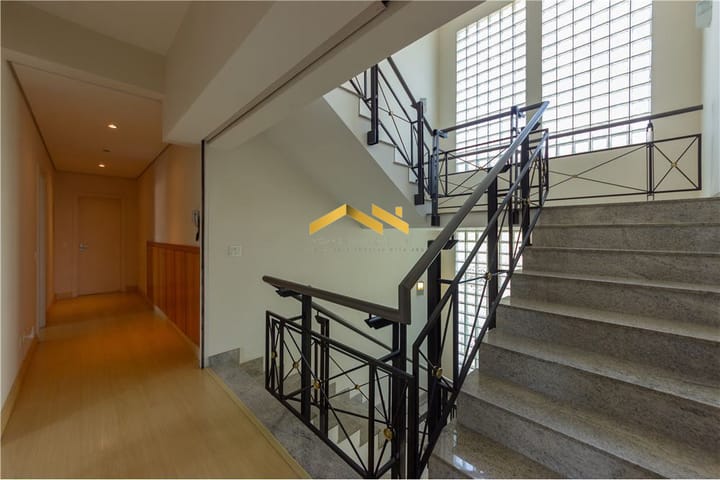 Casa à venda com 4 quartos, 700m² - Foto 39