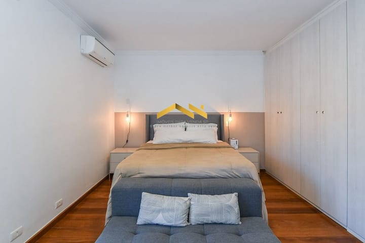 Casa à venda com 4 quartos, 240m² - Foto 40