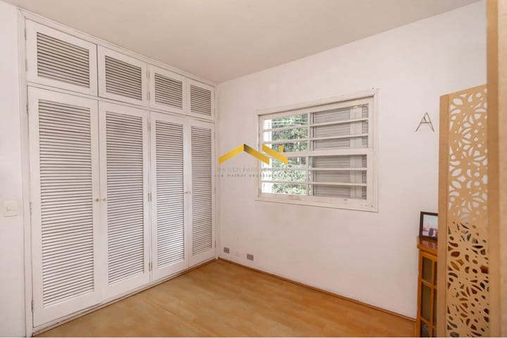 Casa à venda com 3 quartos, 240m² - Foto 5