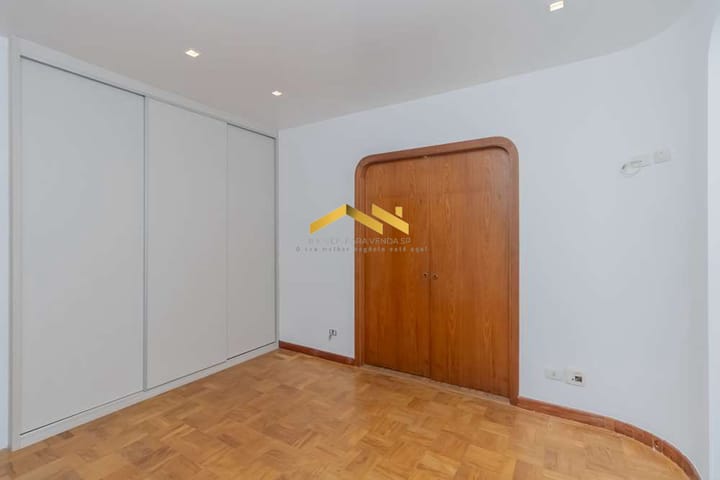 Apartamento à venda com 3 quartos, 206m² - Foto 35