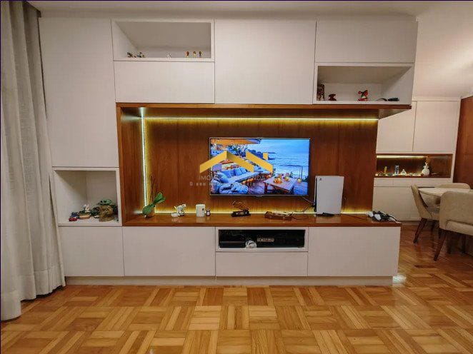 Apartamento à venda com 2 quartos, 90m² - Foto 1