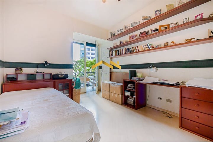 Apartamento à venda com 3 quartos, 244m² - Foto 32