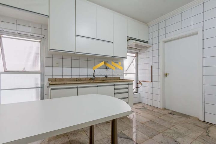 Apartamento à venda com 3 quartos, 155m² - Foto 9