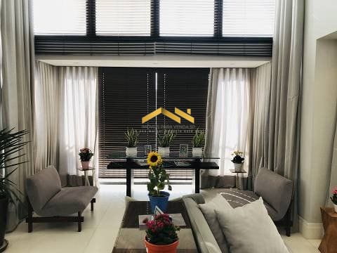 Apartamento à venda com 3 quartos, 272m² - Foto 2