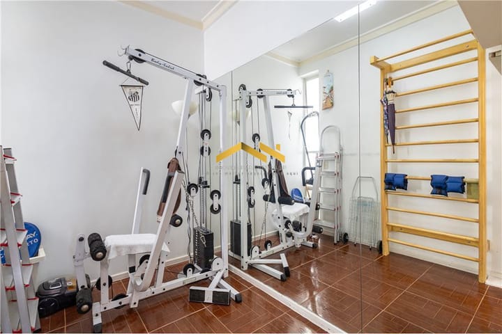 Apartamento à venda com 5 quartos, 296m² - Foto 4