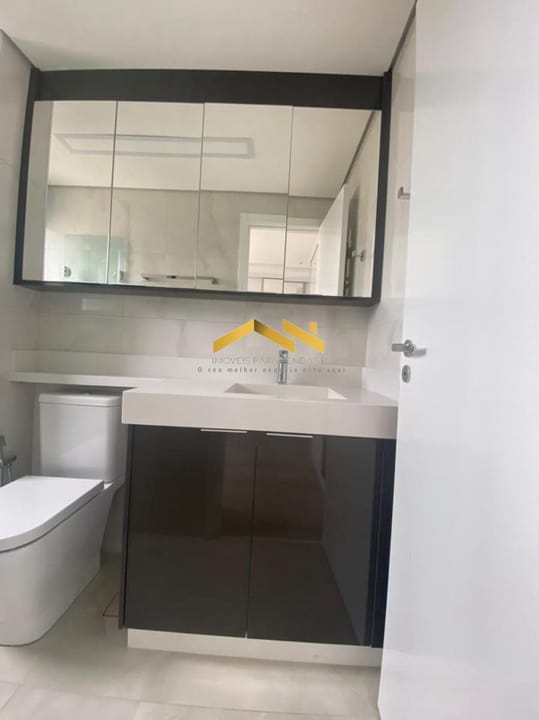 Apartamento à venda com 2 quartos, 70m² - Foto 9