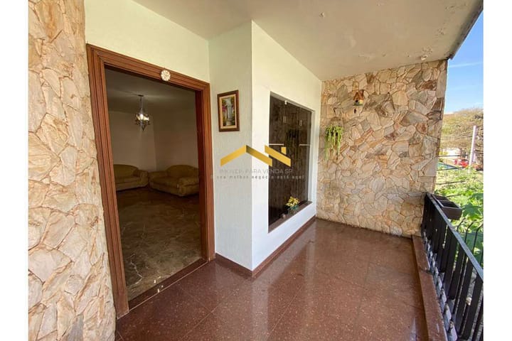 Casa à venda com 3 quartos, 250m² - Foto 22