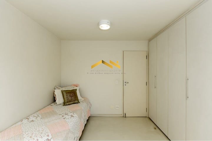 Apartamento à venda com 2 quartos, 270m² - Foto 2